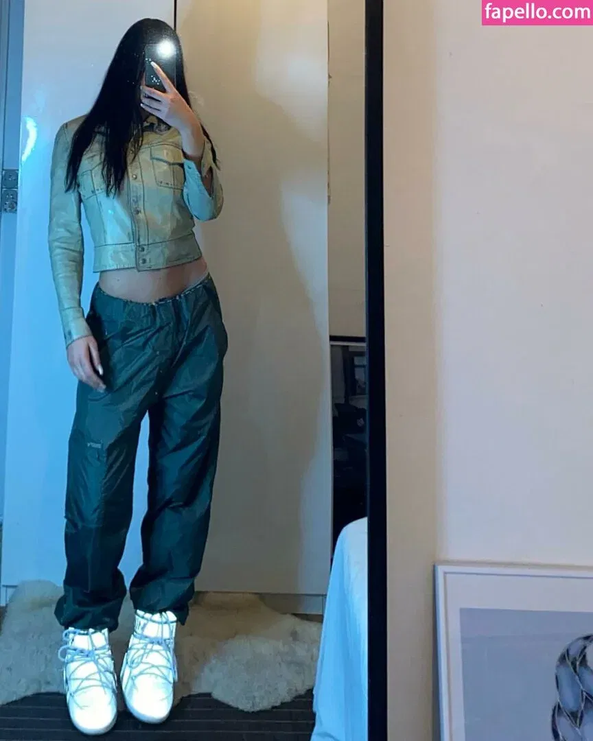 santa.luna Onlyfans Photo Gallery 