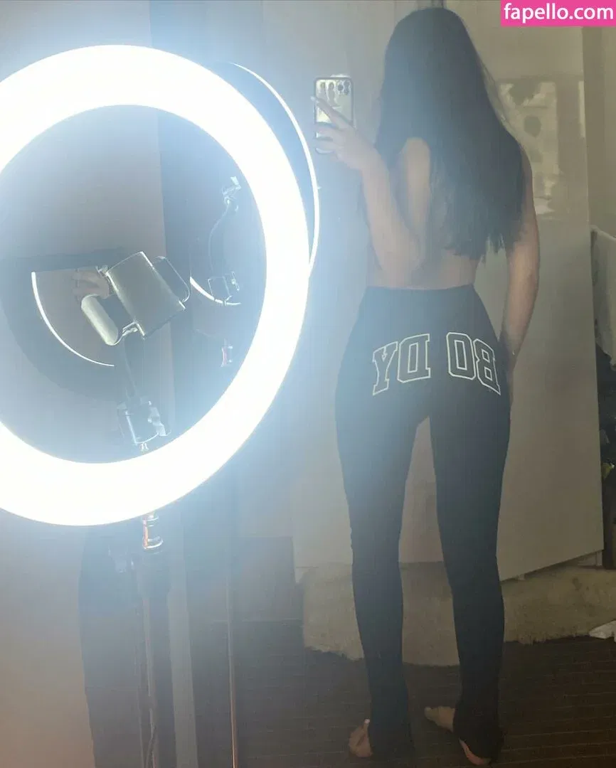 santa.luna Onlyfans Photo Gallery 