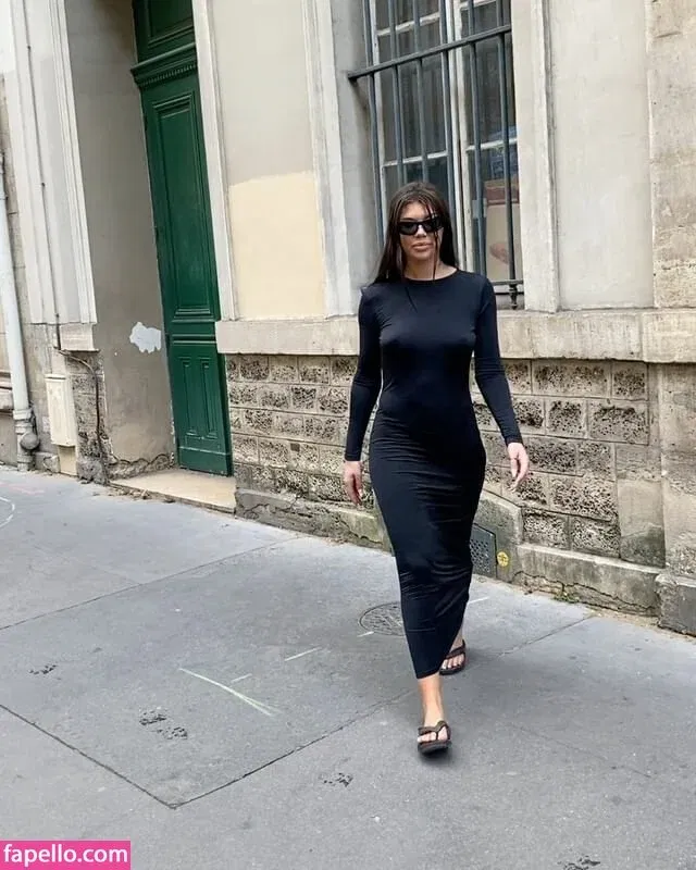 santa.luna Onlyfans Photo Gallery 