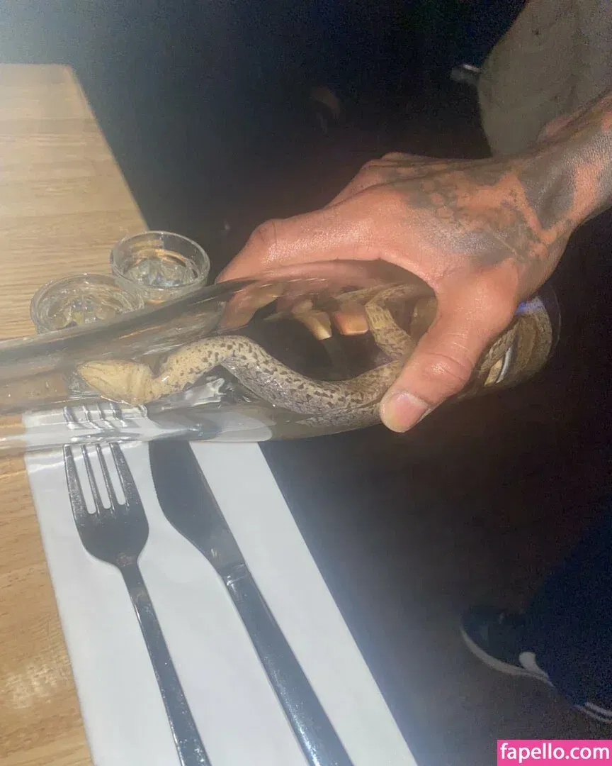 santa.luna Onlyfans Photo Gallery 