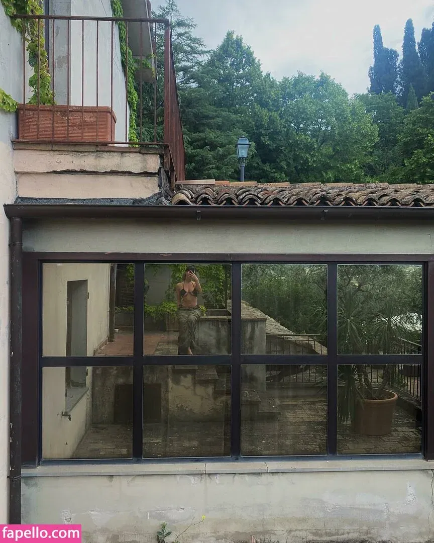 santa.luna Onlyfans Photo Gallery 