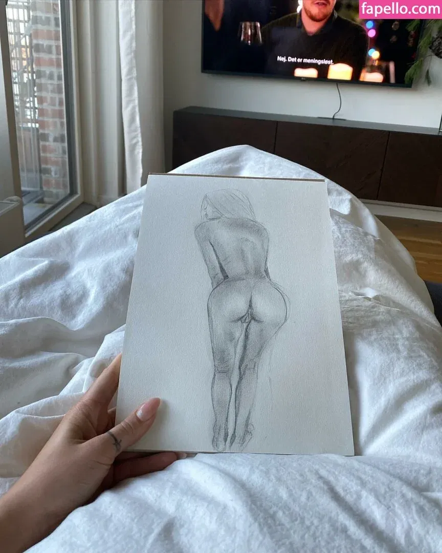 santa.luna Onlyfans Photo Gallery 