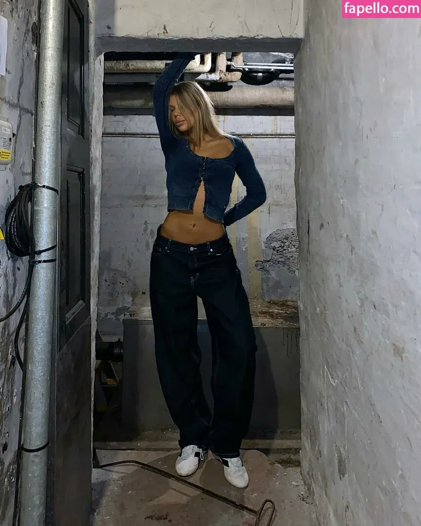 santa.luna Onlyfans Photo Gallery 