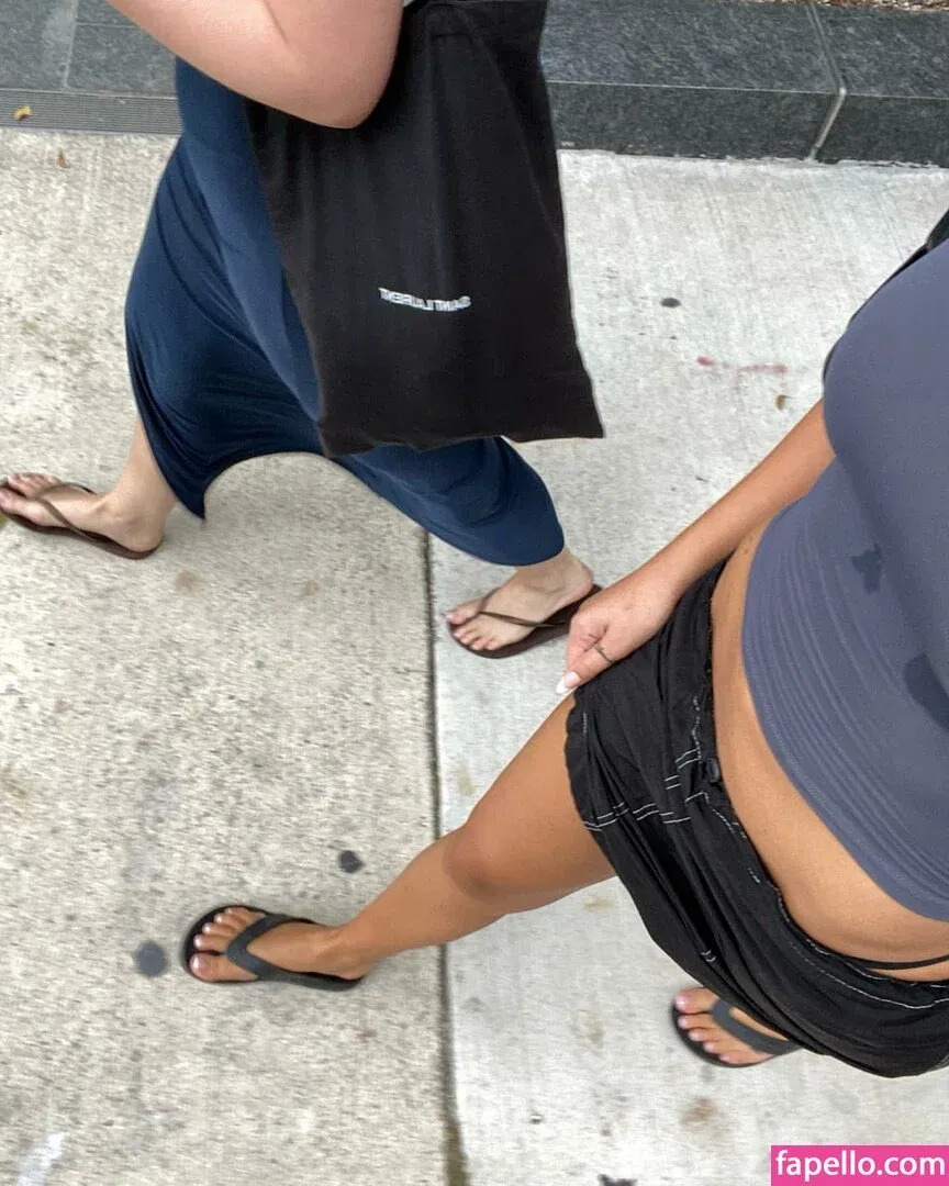 santa.luna Onlyfans Photo Gallery 