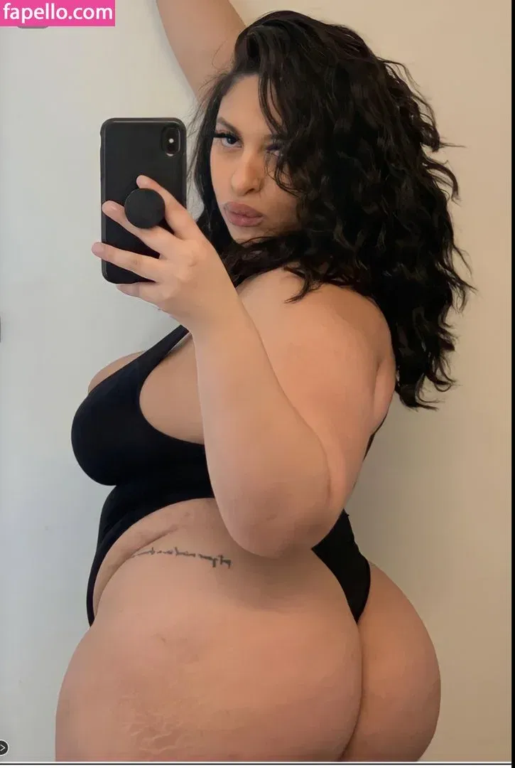 Thegirlofyourdreamz Onlyfans Photo Gallery 
