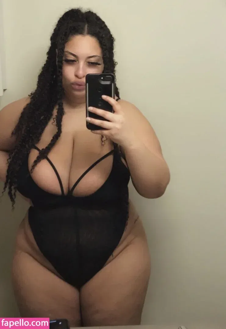 Thegirlofyourdreamz Onlyfans Photo Gallery 