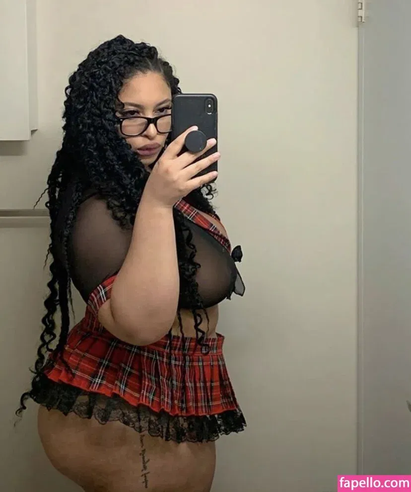 Thegirlofyourdreamz Onlyfans Photo Gallery 