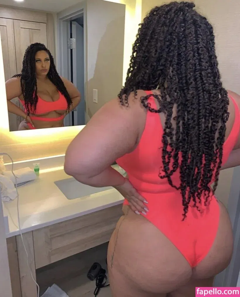 Thegirlofyourdreamz Onlyfans Photo Gallery 