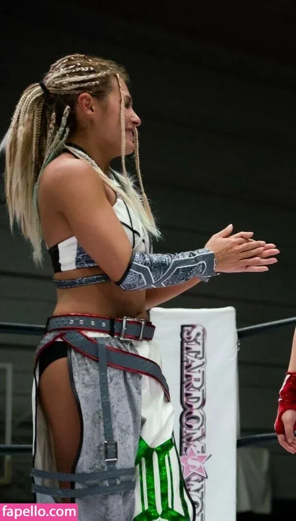 WomenJoshi Onlyfans Photo Gallery 