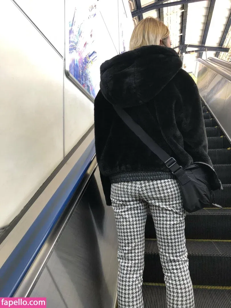 WomenJoshi Onlyfans Photo Gallery 