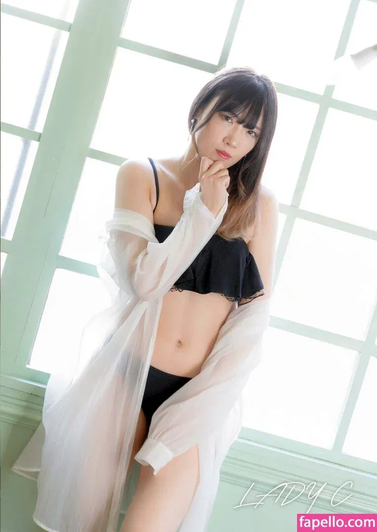 WomenJoshi Onlyfans Photo Gallery 