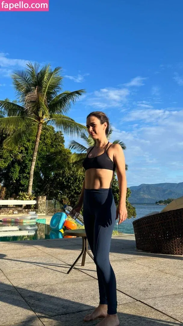 Tatá Werneck Onlyfans Photo Gallery 