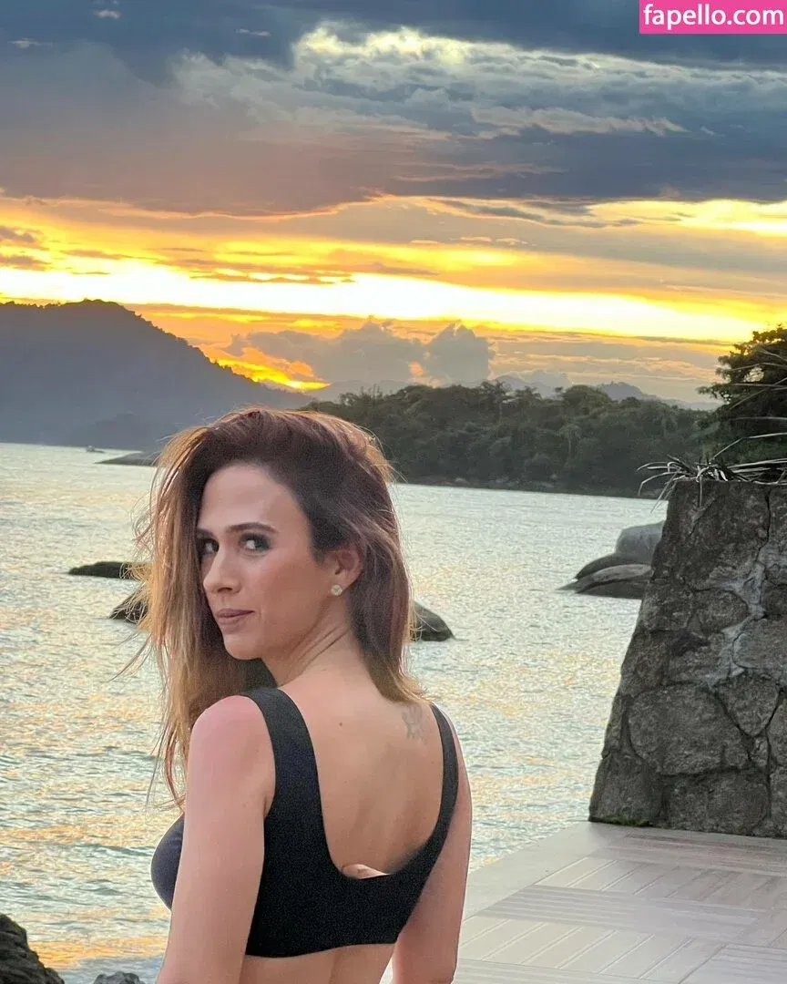 Tatá Werneck Onlyfans Photo Gallery 