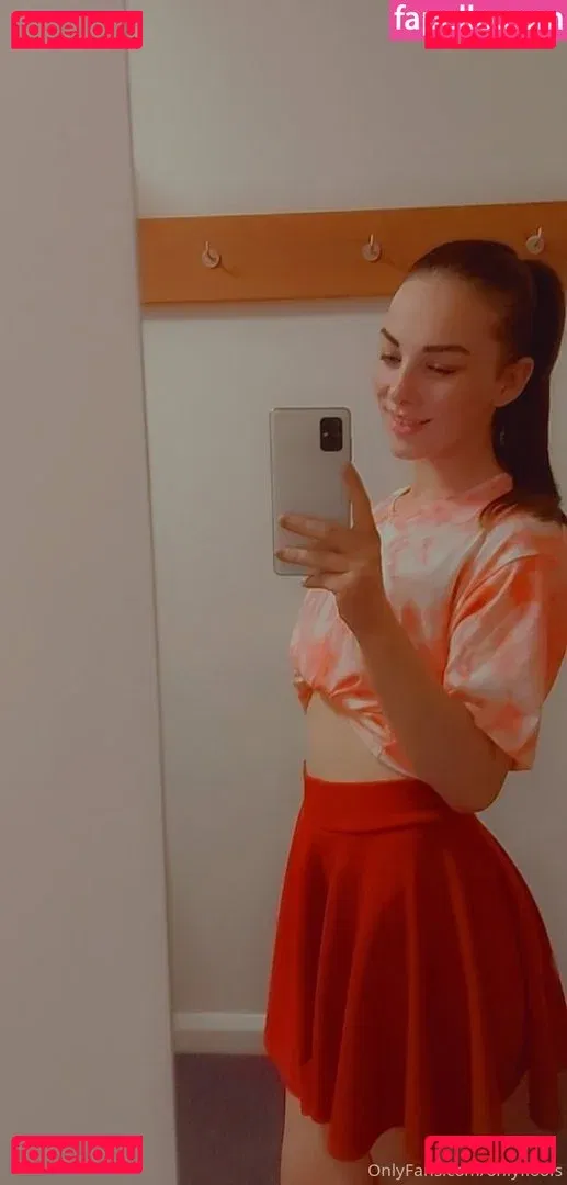 OnlyFloofs Onlyfans Photo Gallery 