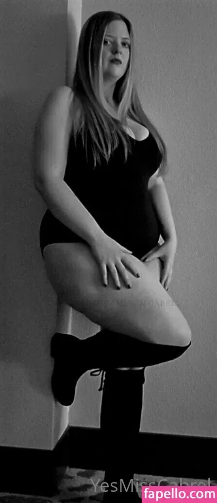 yesmisscabrel Onlyfans Photo Gallery 