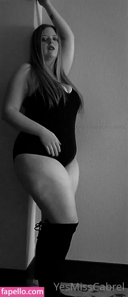 yesmisscabrel Onlyfans Photo Gallery 