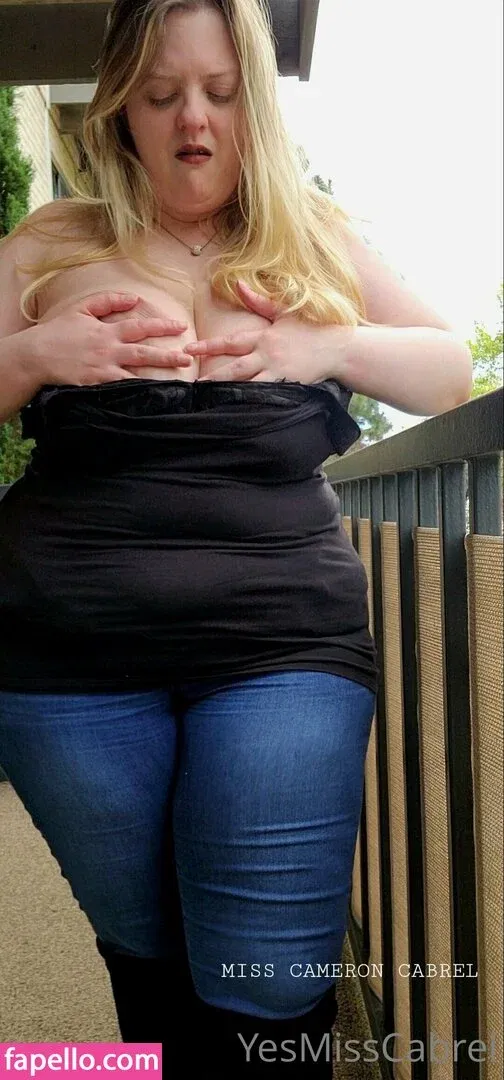 yesmisscabrel Onlyfans Photo Gallery 