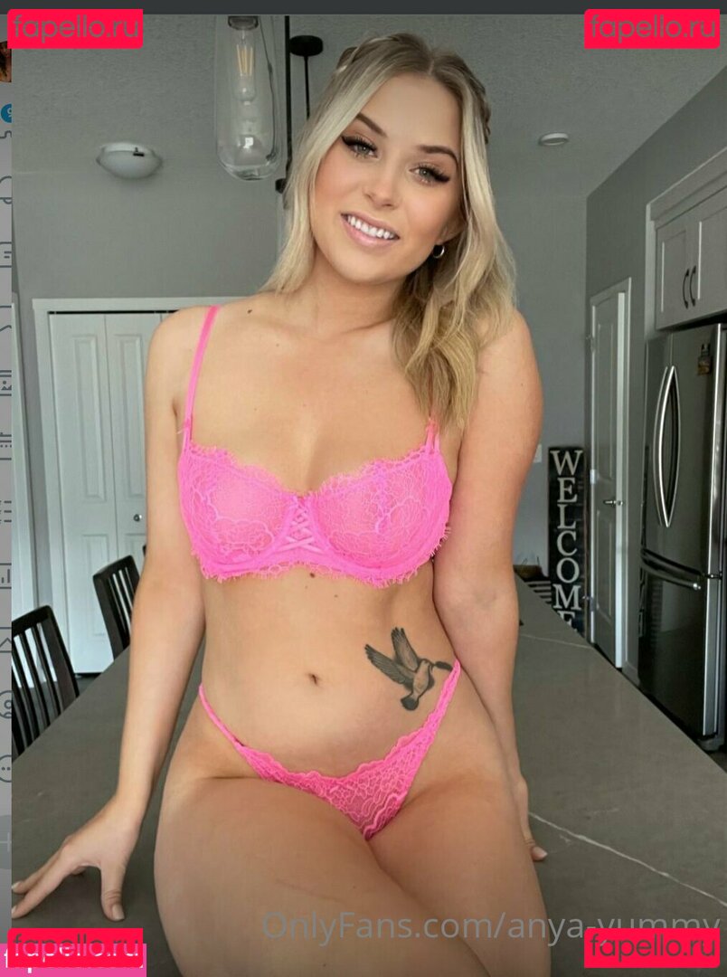 anya-yummy Nude Onlyfans Photo 17