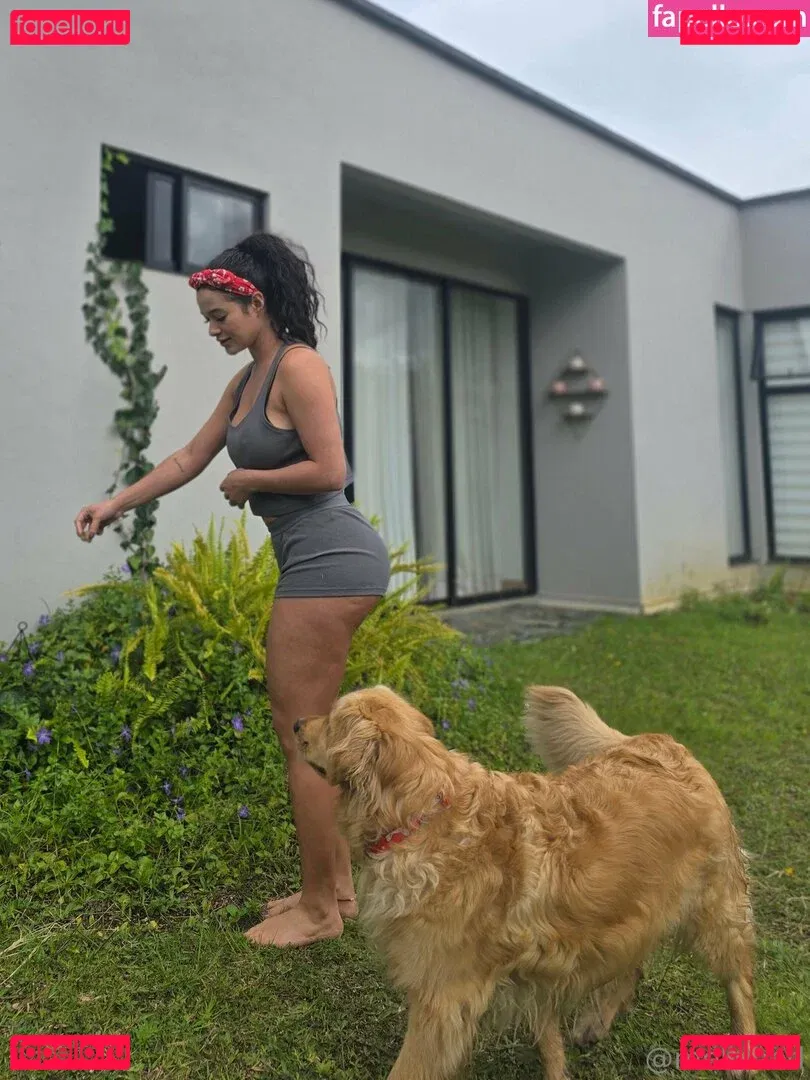 Melwood Onlyfans Photo Gallery 