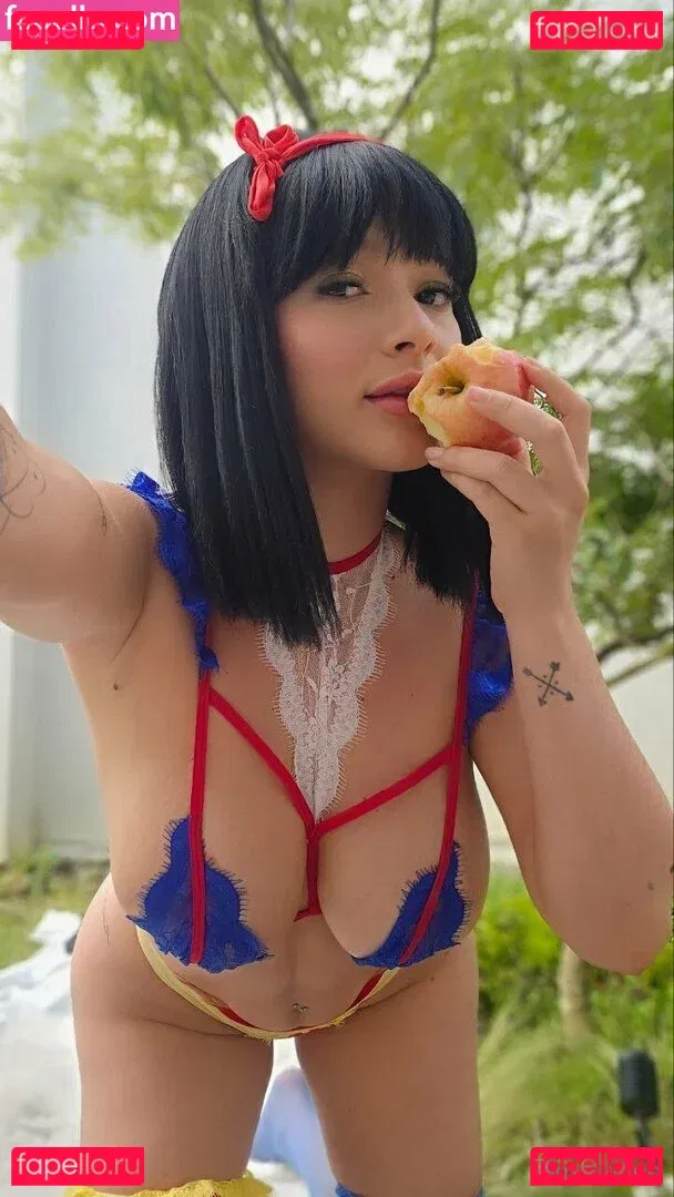 Melwood Onlyfans Photo Gallery 