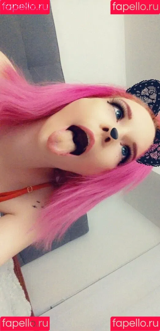 konekocosplays Onlyfans Photo Gallery 