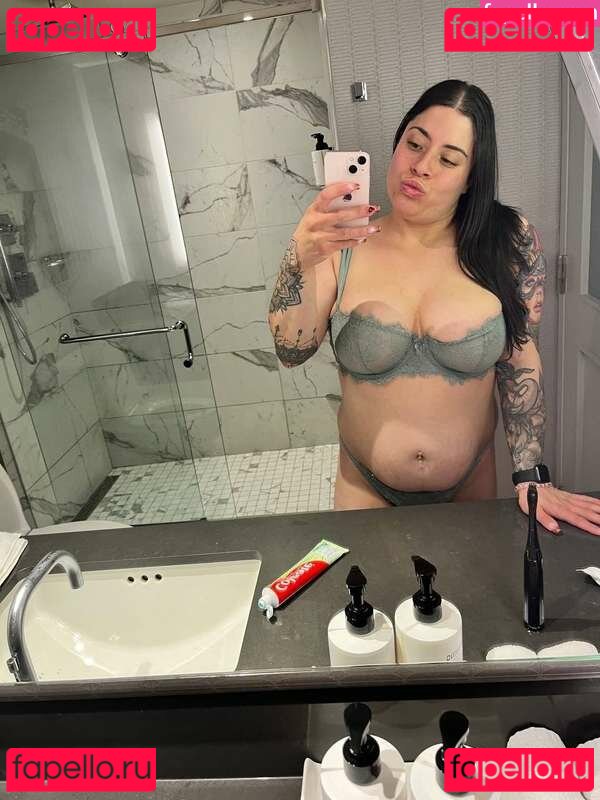 realmeltay Nude Onlyfans Photo 5