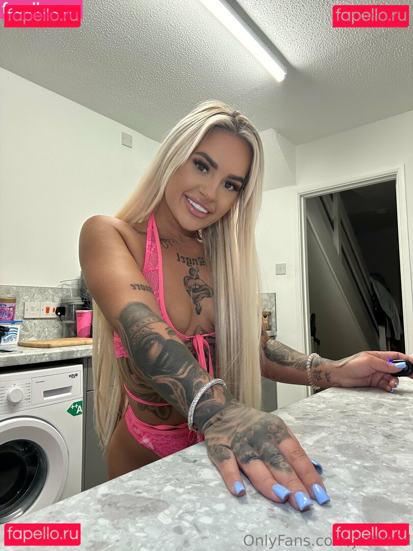 Justshirl Nude Onlyfans Photo 24