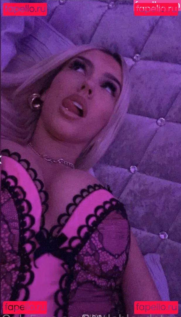 littleblondetease Onlyfans Photo Gallery 