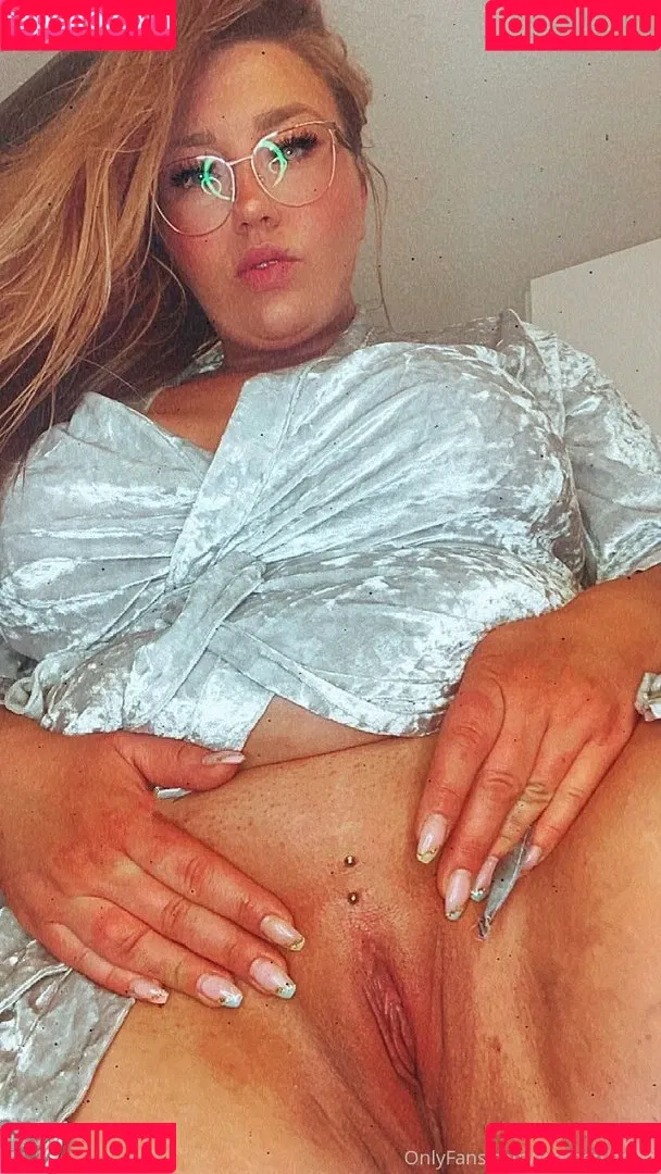 Elisa Bona Onlyfans Photo Gallery 