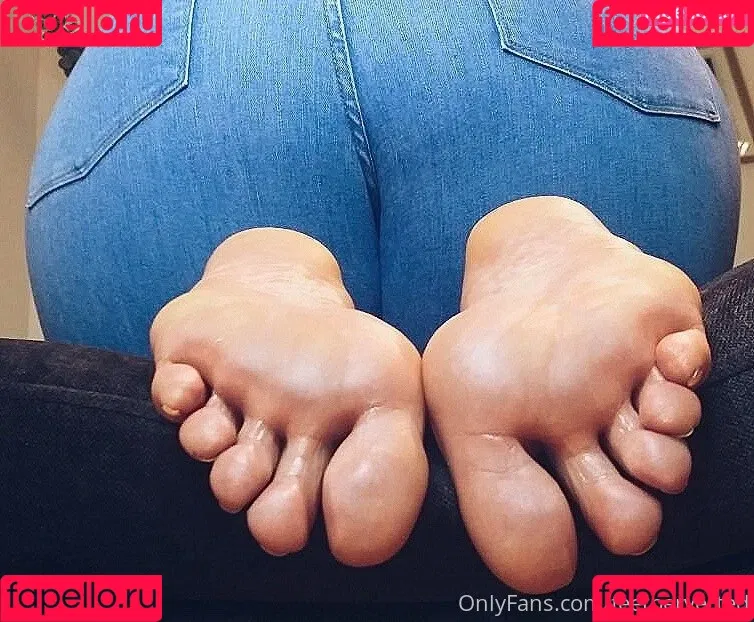 Elisa Bona Onlyfans Photo Gallery 