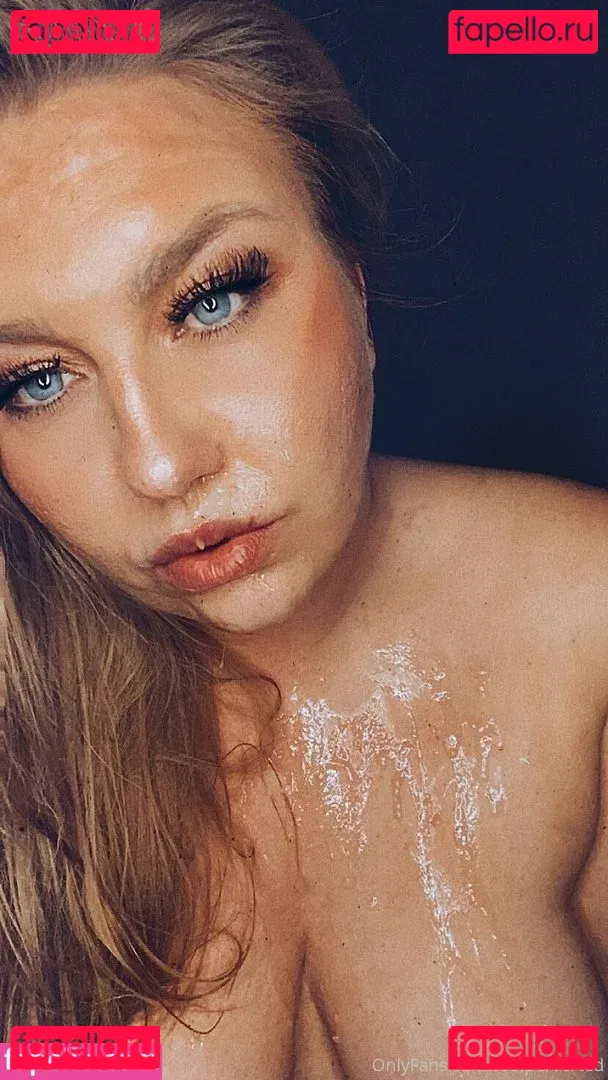 Elisa Bona Onlyfans Photo Gallery 