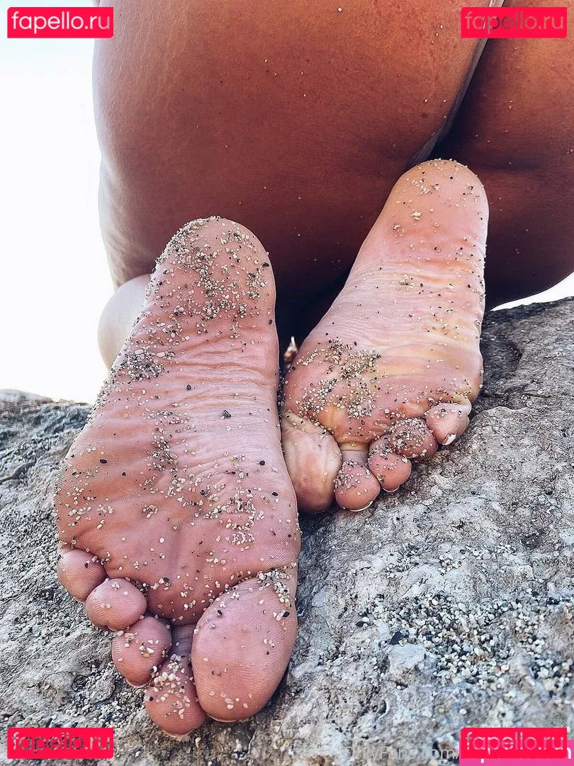 Elisa Bona Onlyfans Photo Gallery 