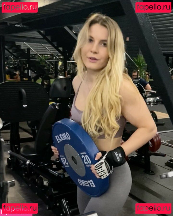 Ruzhena Bedzir Nude Onlyfans Photo 20