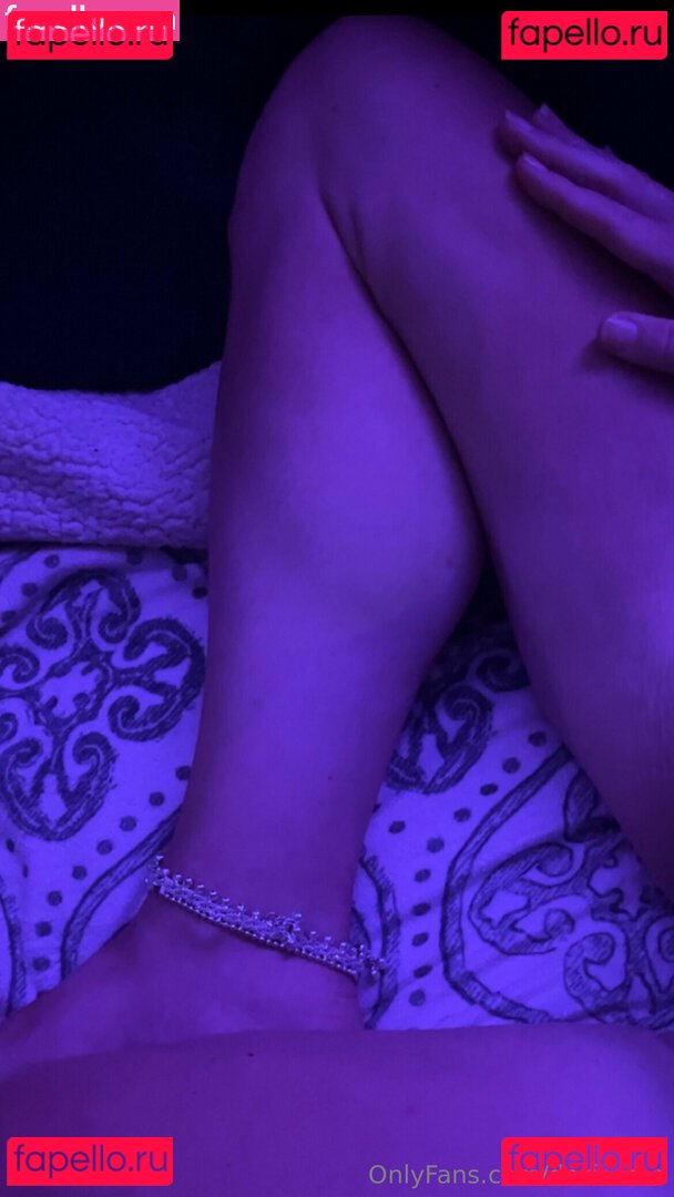 de-feeted Nude Onlyfans Photo 34