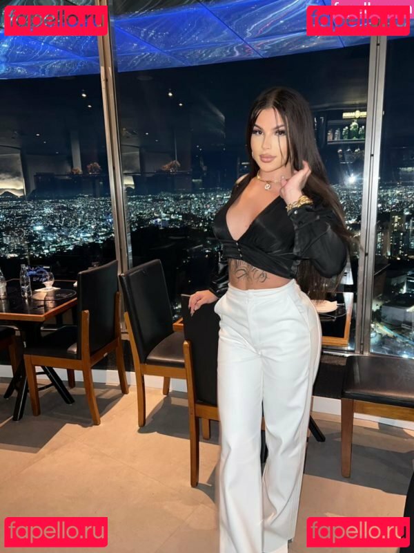 Isa Buenno Nude Onlyfans Photo 20