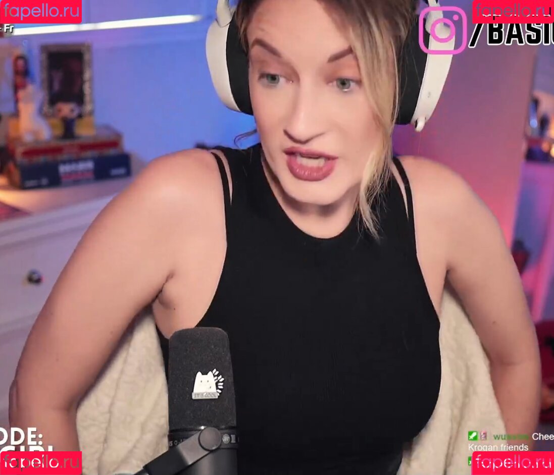 tbhlessbasic Onlyfans Photo Gallery 