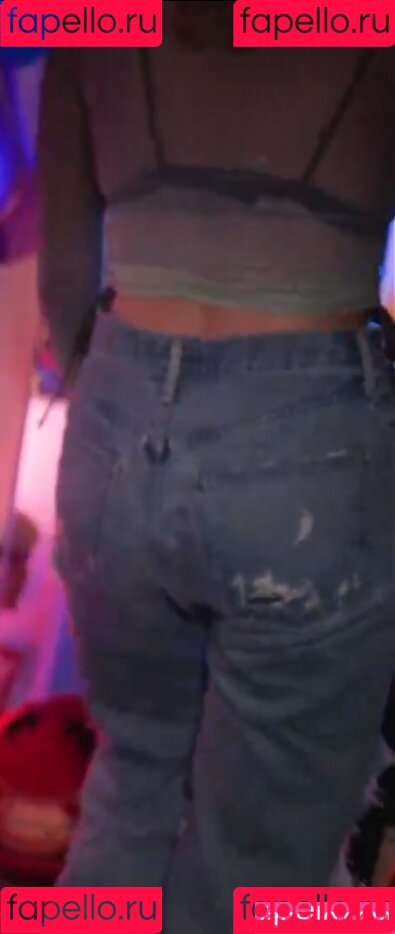 tbhlessbasic Onlyfans Photo Gallery 