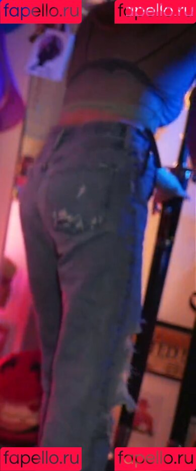 tbhlessbasic Onlyfans Photo Gallery 