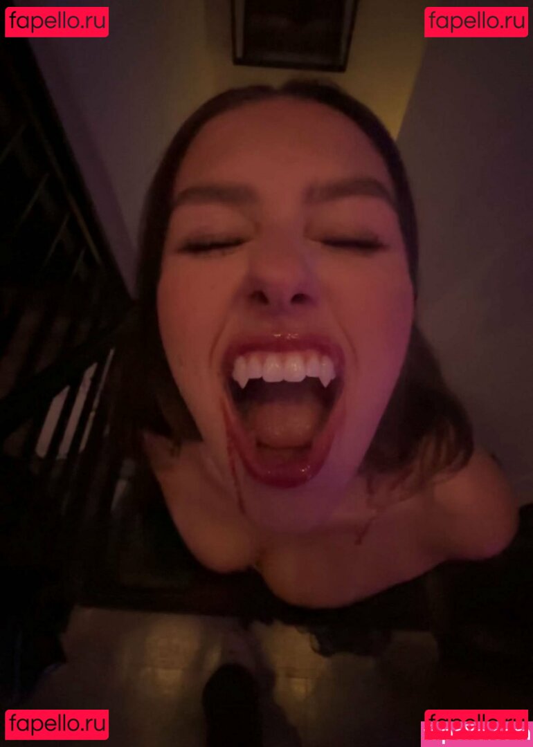 asunah Nude Onlyfans Photo 17
