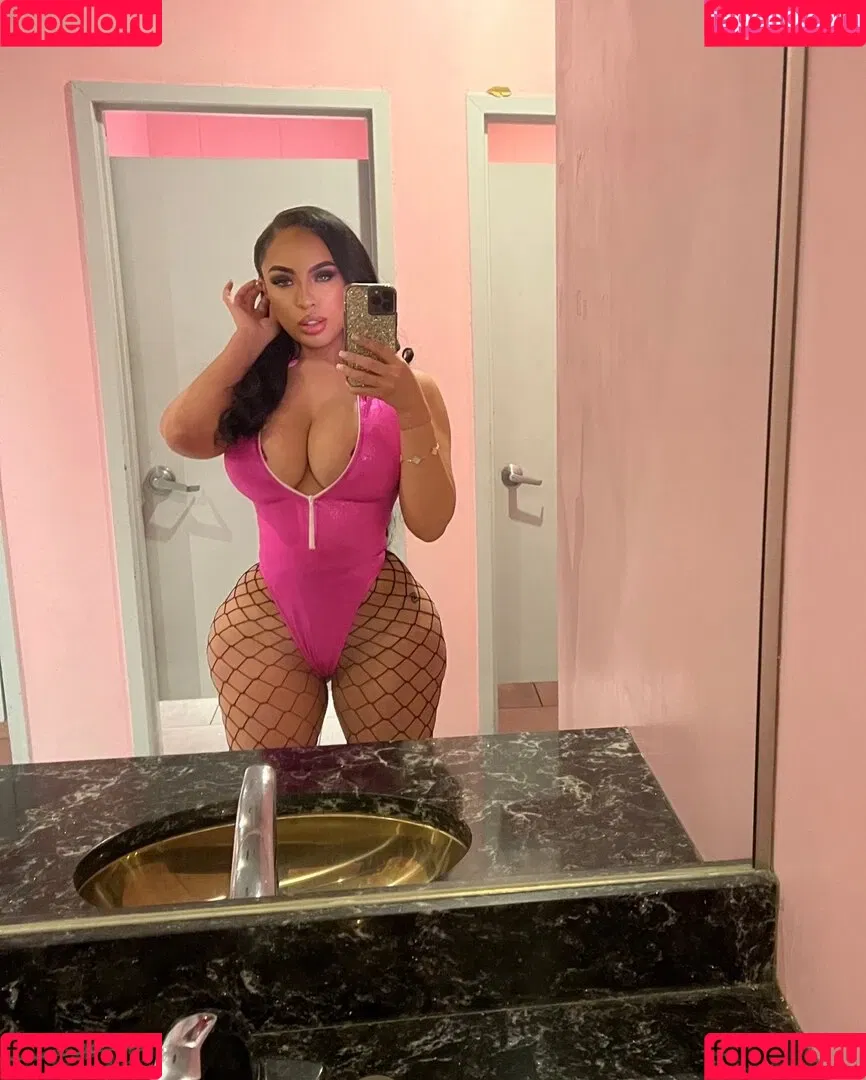 Destiny Skye Onlyfans Photo Gallery 