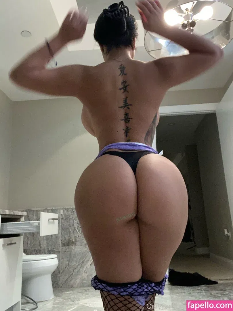 Destiny Skye Onlyfans Photo Gallery 