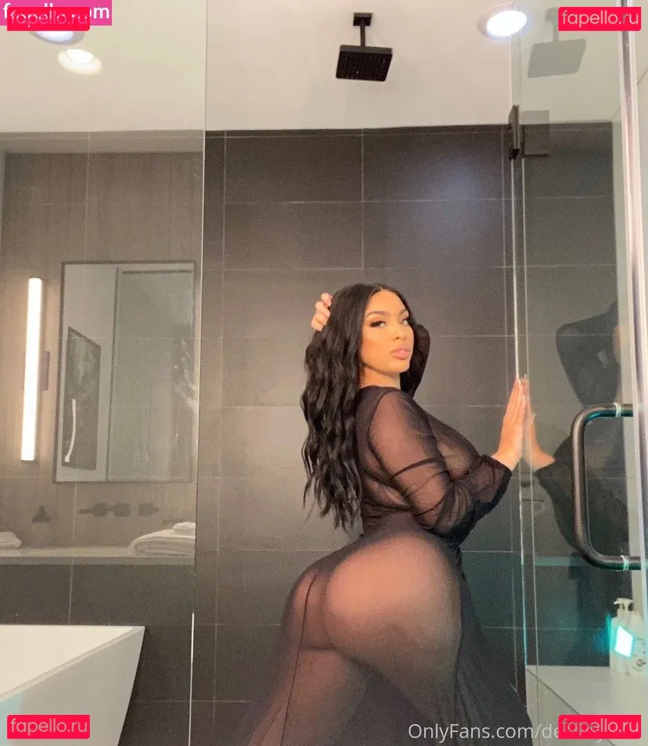 Destiny Skye Onlyfans Photo Gallery 