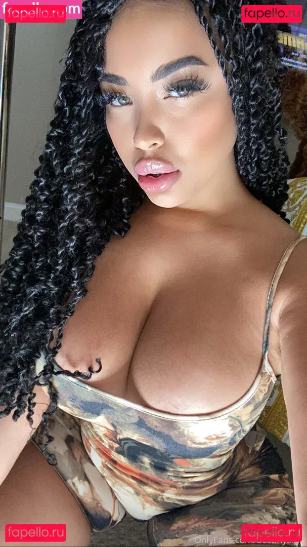 Destiny Skye Onlyfans Photo Gallery 