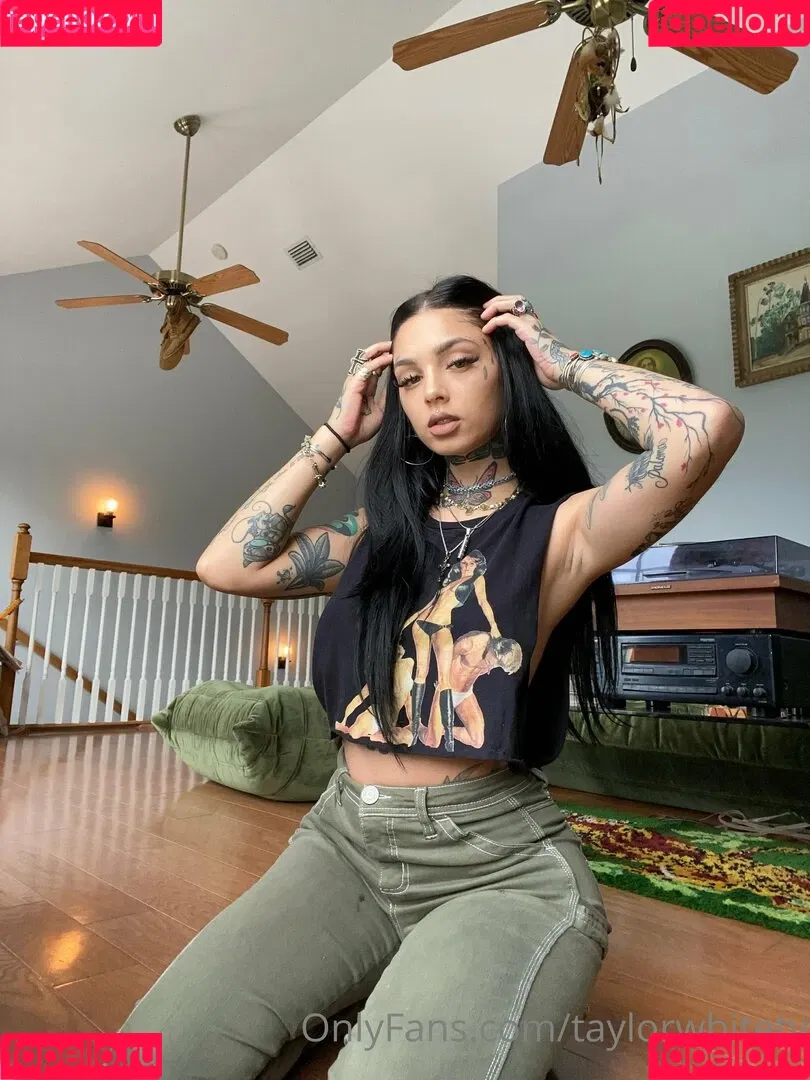 Taylor White Onlyfans Photo Gallery 
