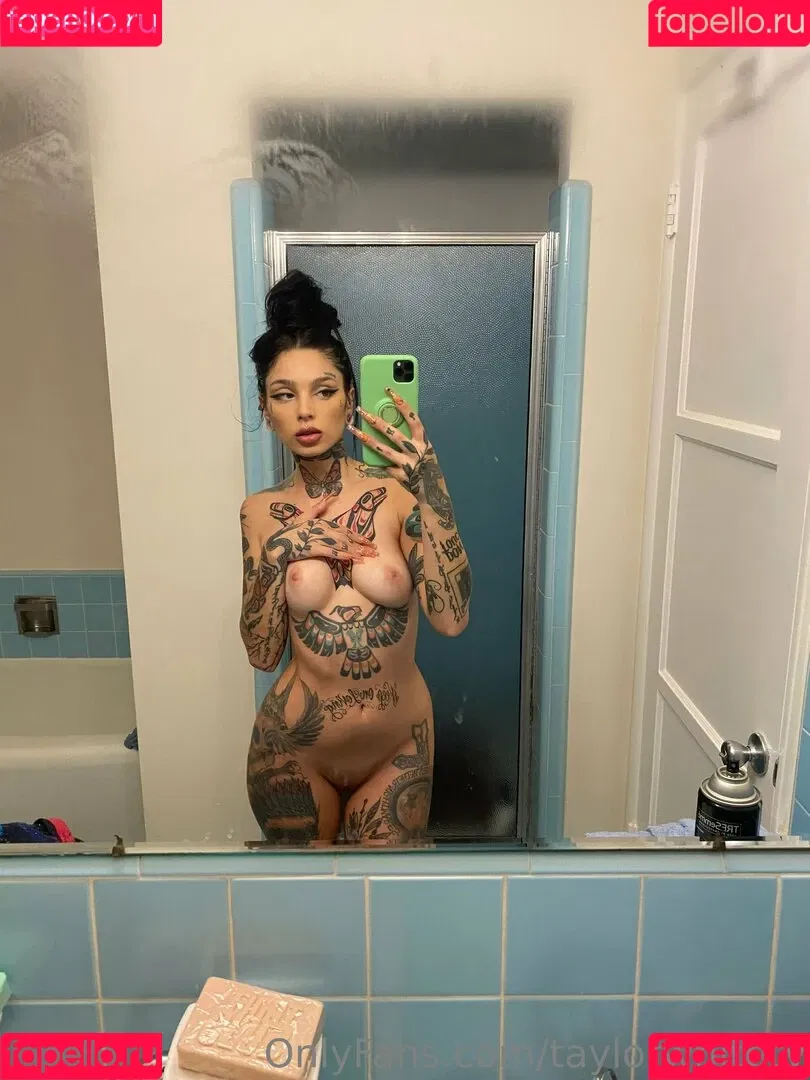 Taylor White Onlyfans Photo Gallery 