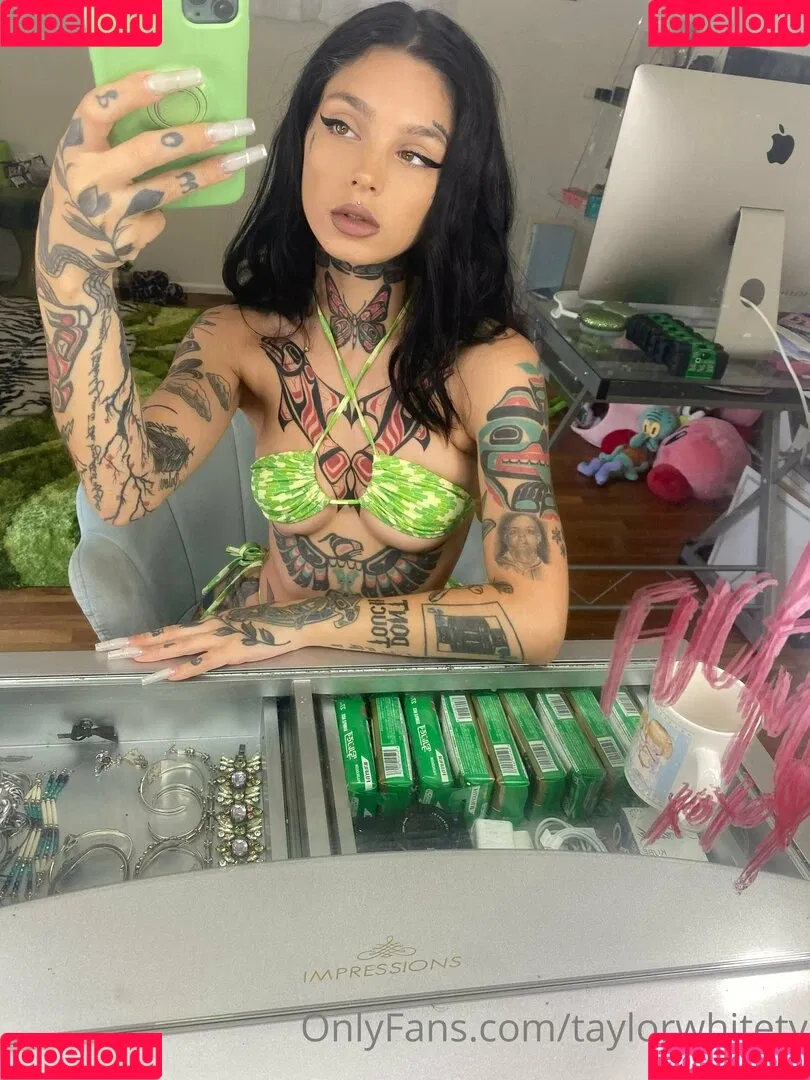 Taylor White Onlyfans Photo Gallery 