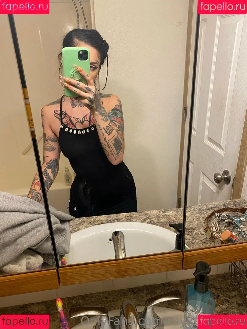 Taylor White Onlyfans Photo Gallery 