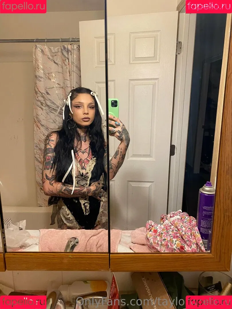Taylor White Onlyfans Photo Gallery 