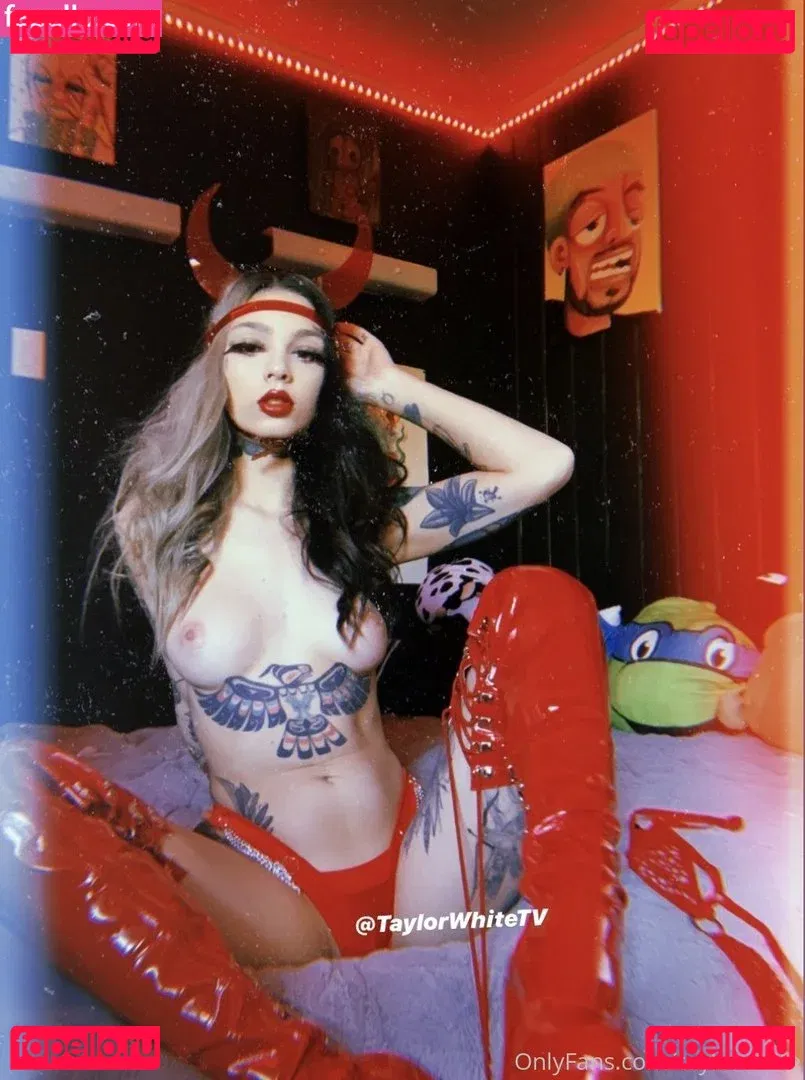Taylor White Onlyfans Photo Gallery 