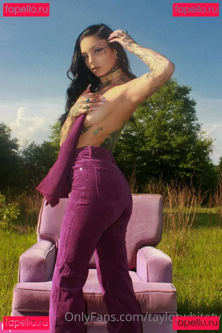 Taylor White Onlyfans Photo Gallery 